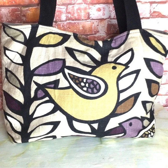 Annika in Chautauqua Handmade Canvas Bird Print Market Tote - Picture 3 of 9
